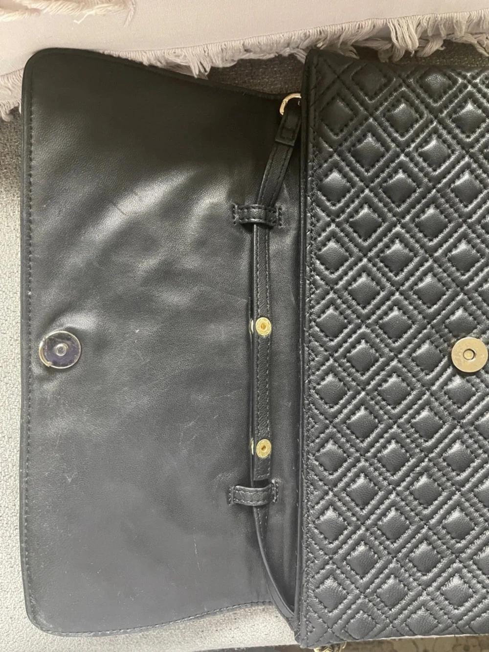 Tory Burch- Black Quilted Leather Shoulder Bag with Gold Chain